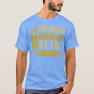 Im Busy BeardIng op het ogenblik volledig gedekte T-shirt