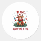 I'm Fine Everything is Fine Christmas Highland Cow Ronde Sticker (Voorkant)