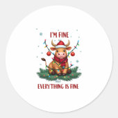 I'm Fine Everything is Fine Christmas Highland Cow Ronde Sticker (Voorkant)