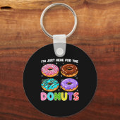 I'm Just Here For The Donuts Doughnut Sweet Food D Sleutelhanger (Voorkant)