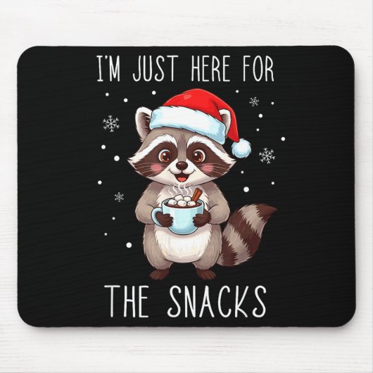 I'm Just Here For The Snacks Christmas Raccoon Muismat (Voorkant)