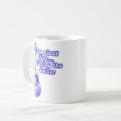 I'm nicer after playing the guitar koffiemok (Voorkant links)