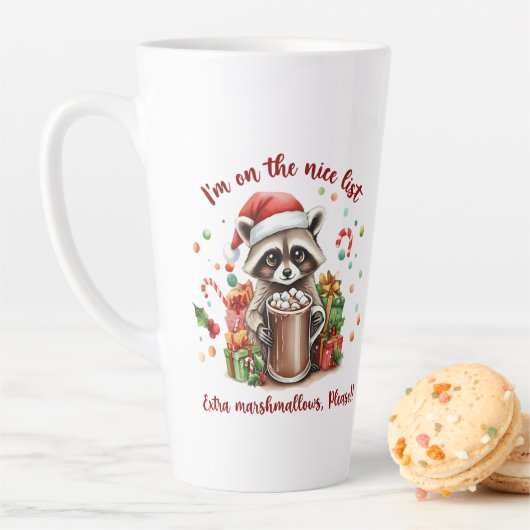"I'm On The Nice List" Raccoon Christmas Latte Mok (In situ)