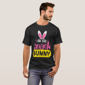 Im The Snack Bunny Rabbit Ears Egg Funny Easter D T-shirt (Voorkant volledig)