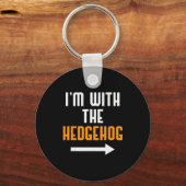 I'm With The Hedgehog Costume Funny Halloween Coup Sleutelhanger (Voorkant)