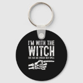 I'm With The Witch Funny Halloween Couple Costume Sleutelhanger (Voorkant)