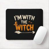 I'm With The Witch Funny Husband Halloween Costume Muismat (Met muis)