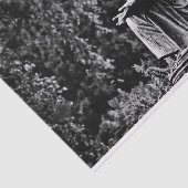 Imagen blanco y negro arrodillando ángel tissuepapier (Detail)