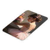 Iman con bailarina sujetando ramo de flores magneet (Linkerzijde)