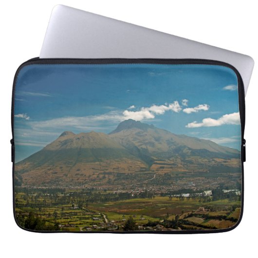 Imbabura vulcano laptop sleeve (Voorkant)