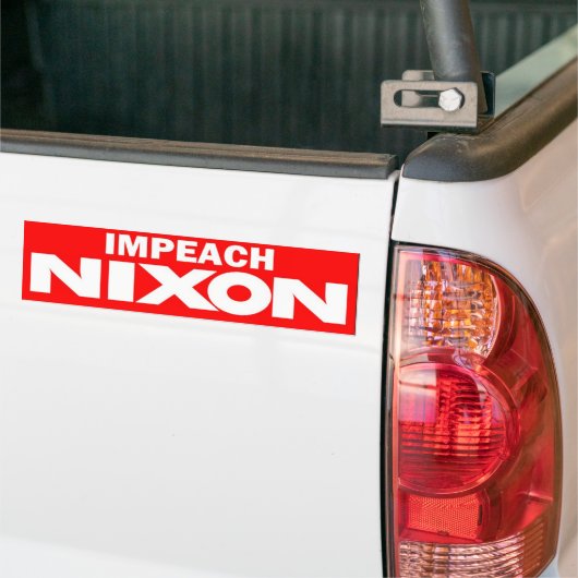 Impeach Nixon  Bumpersticker uit de jaren zeventig (Op Truck)