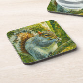 Impressionistische eekhoorn in bosgebladerte bier onderzetter (Linkerzijde)
