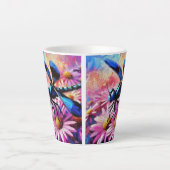 Impressionistische libel op roze madeliefjes bloem latte mok (Voorkant)