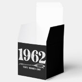 In 1962 misten ze Salem Witch Halloween Bedankdoosjes (Geopend)