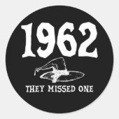 In 1962 misten ze Salem Witch Halloween Ronde Sticker (Voorkant)