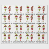 In 2020 werd Elf Covid opgehangen met een gezichts Cadeaupapier (Vlak)