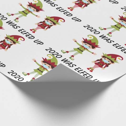 In 2020 werd Elf Covid opgehangen met een gezichts Cadeaupapier (Hoek)