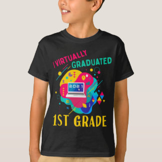 In 2021 heb ik bijna 1 graden gestudeerd. T-shirt