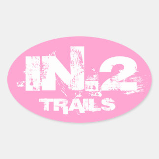 IN.2 Trail lopende ovale sticker wit op roze