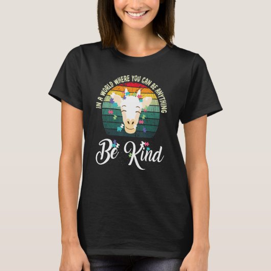 In A World Be Kind Cute Giraffe Autism Awareness T-shirt (Voorkant)