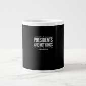 In America Presidents Are Not Kings Retro Classic Grote Koffiekop (Voorkant)