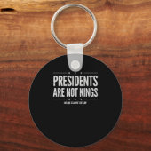 In America Presidents Are Not Kings Retro Classic Sleutelhanger (Voorkant)