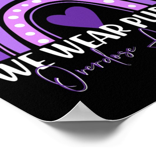 In augustus Draag we de maand van Paarse overdoser Poster