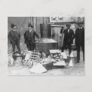 In beslag genomen illegale drankstokerij, 1922 briefkaart