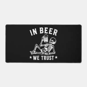 In bier vertrouwen wekken skelet Beer Pong Bureaumat