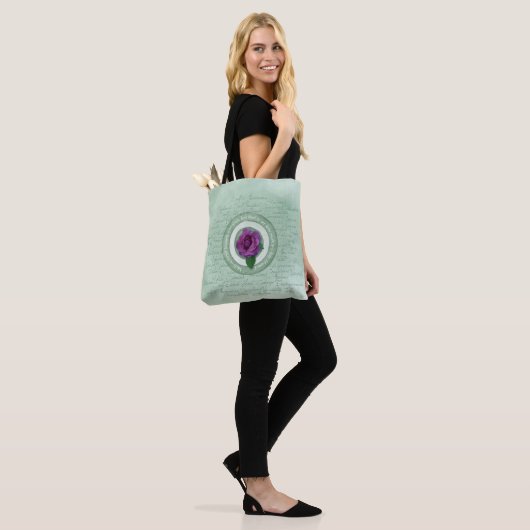 In Bloom Tote Bag (Op model)