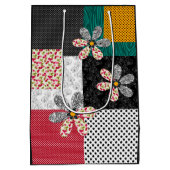 In bonte kleuren patchwork rustiek patroon medium cadeauzakje (Achterkant)