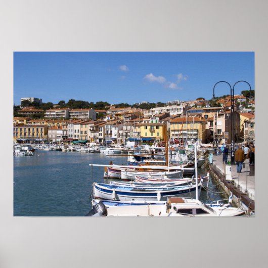 In de haven in het dorp Cassis. Vissen en Poster (Voorkant)