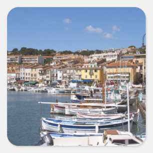 In de haven van het dorp Cassis. Vissen en Vierkante Sticker