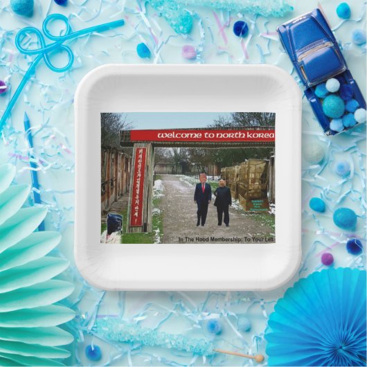 In de kap papieren bordje (Feest)