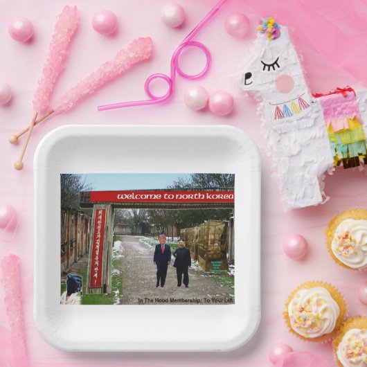 In de kap papieren bordje (Feest)