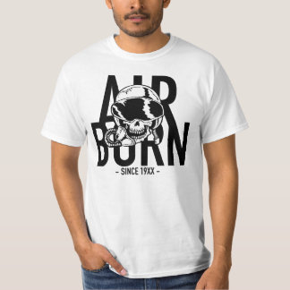IN DE LUCHT GEBOREN STRAALVLIEGTUIGEN T-SHIRT