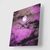 in de lucht van Paars Vierkante Klok (Hoek)