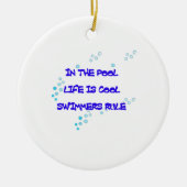 In de pool is het leven cool keramisch ornament (Voorkant)