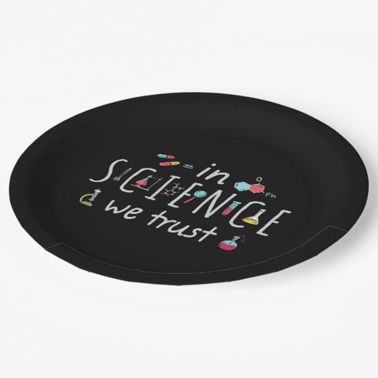 In de wetenschap vertrouwen we papieren bordje (Gekanteld)
