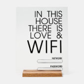 In dit huis is er liefde en WiFi Wall Art Acryl Bord (Voorkant)
