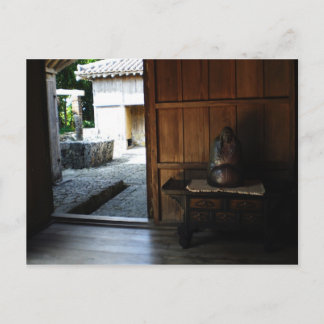 In een huis in Okinawan Briefkaart