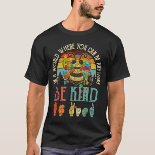 In een wereld die een soort van stommel is, is dit t-shirt