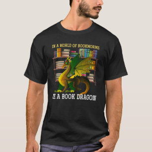 In een wereld van boekwormen zijn boeken draak t-shirt