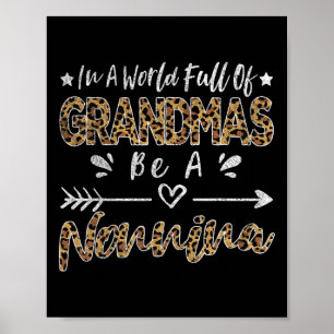 In een wereld vol oma's is een nonnina Italiaanse Poster