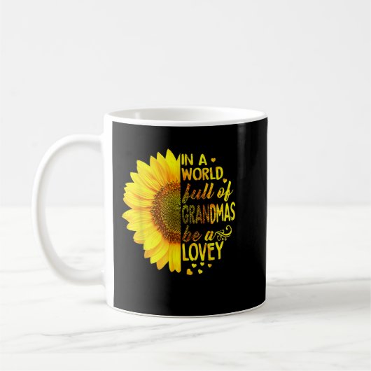 In een wereld vol oma's is Lovey Sunflower Koffiemok (Links)