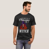 In een wereld vol prinsessen is een heks-halloween t-shirt (Voorkant volledig)