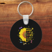 in een wereld vol Rozen een zonnebloem zijn Sleutelhanger (Voorkant)