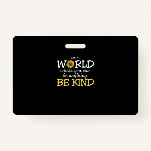 In een wereld waar je alles kan zijn, sovjet badge (Voorkant)