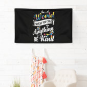 In een wereld waar je alles kunt zijn spandoek (Insitu)