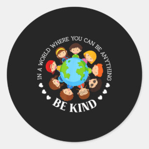 In een wereld wees aardige kinderen aarde wereld a ronde sticker